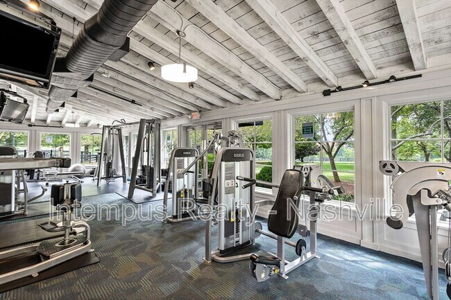 Building Photo - 7 Crooked Stick Ln