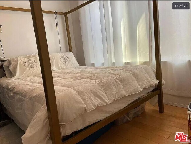 Building Photo - 4230 Burns Ave