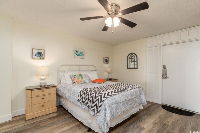 Building Photo - 201 75th Ave N