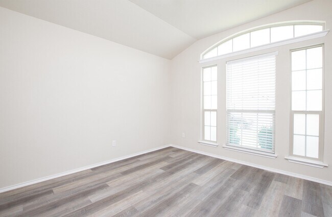 Building Photo - 1226 Kiskadee Branch Dr