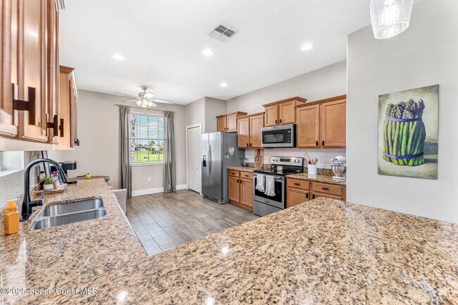 Building Photo - 5724 Trieda Dr