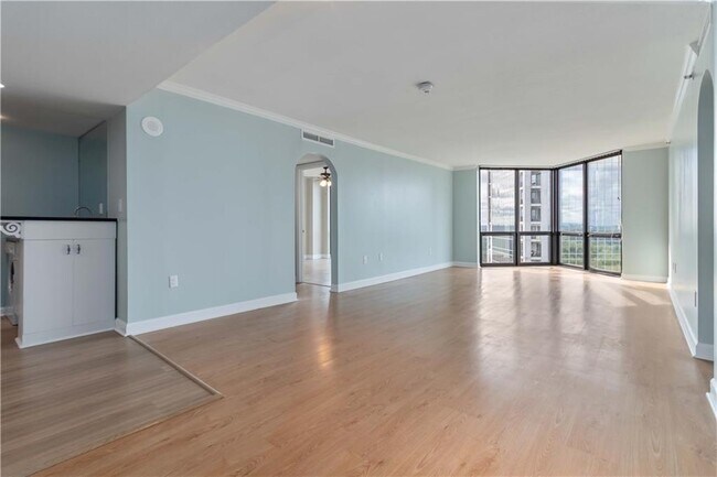 Building Photo - 2870 Pharr Ct S Northwest