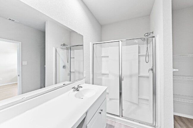 Building Photo - Comfortable Living in Converse – 3 Bedroom...