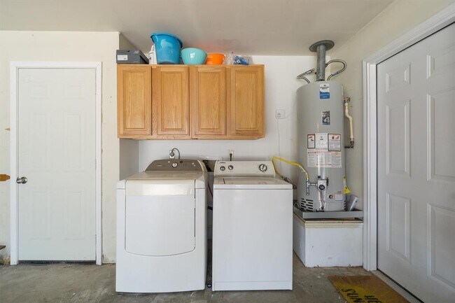 Building Photo - 2510 Park Meadows Ave