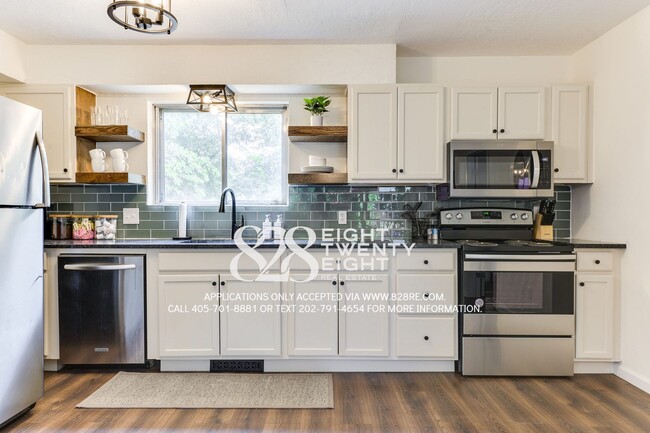 Building Photo - Talk About Unique! MUST SEE 3 bed/2 bath P...