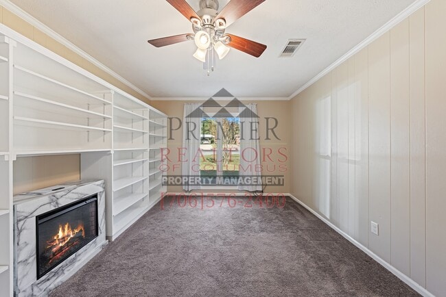 Building Photo - 5100 Sequoia Dr