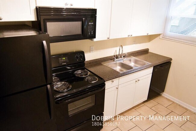 Building Photo - Claiborne Court Apartments