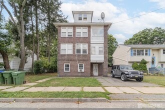 Building Photo - 42 Crosby Ave