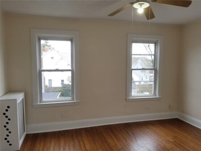 Building Photo - 205 Waterman Ave