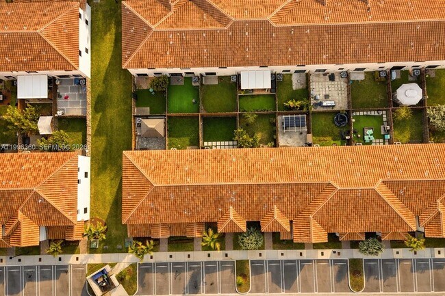 Building Photo - 11851 SW 246 Terrace