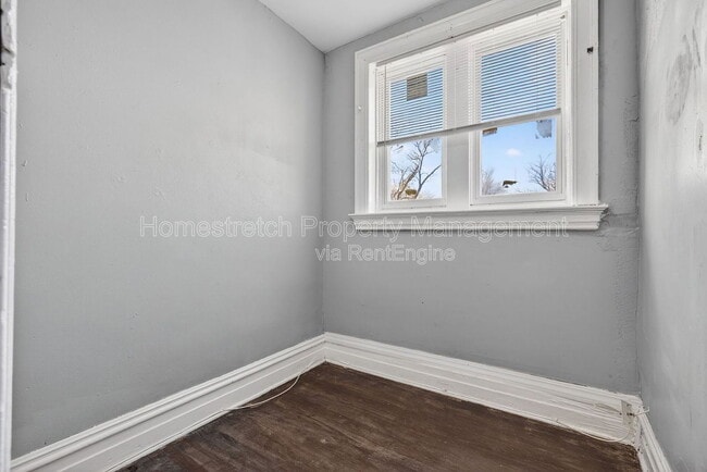 Building Photo - 2100 Adelaide Ave