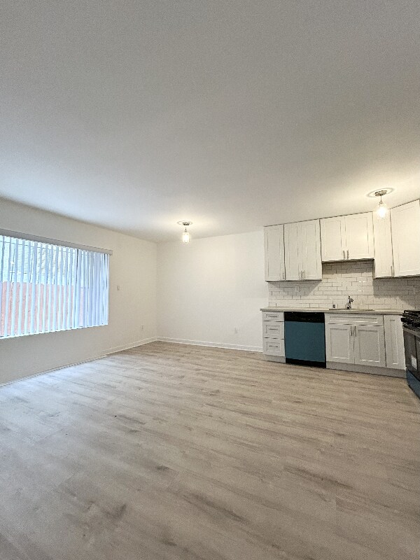 Building Photo - 1534 10th St