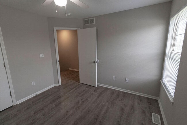 Building Photo - 5313 Currituck Ln