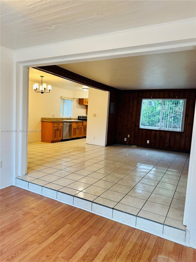 Building Photo - 2411 Rodman St