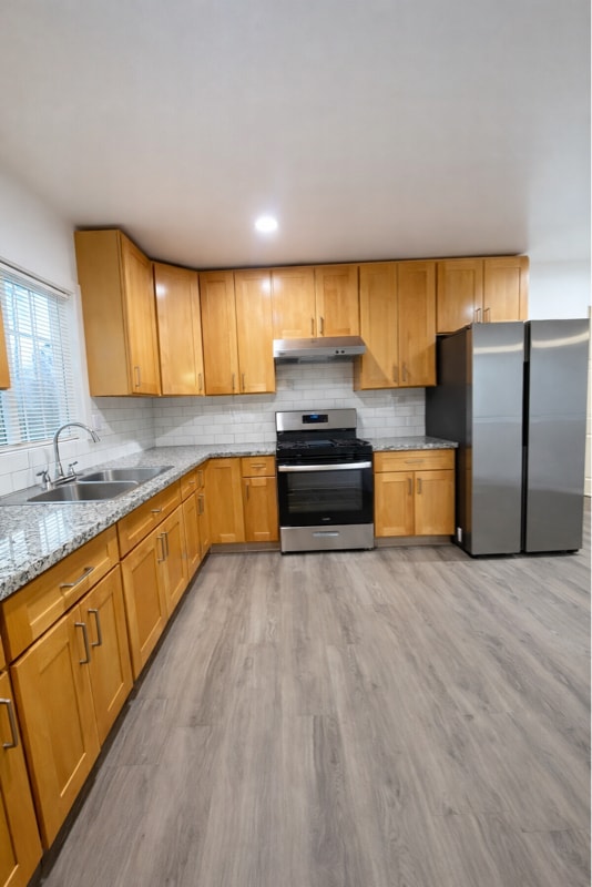 Building Photo - 2010 80th Ave