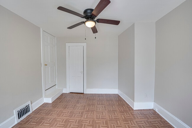 Building Photo - 373 Cedar St