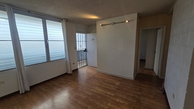 Building Photo - Pearl Ridge 2 Bedroom at Harbor Vista.