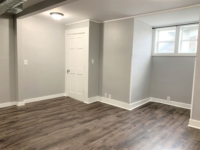 Building Photo - 624/626 Oak Street