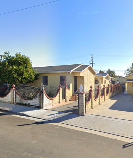 Building Photo - 638 3/8-638 S Kern Ave