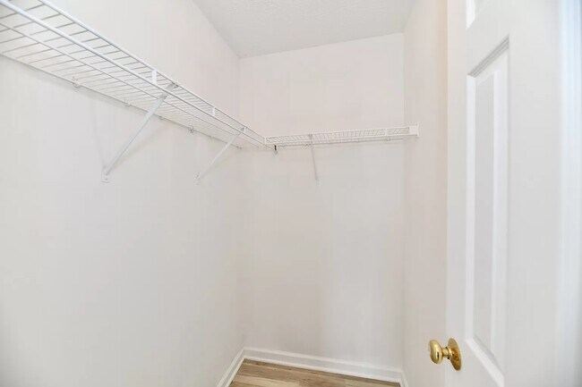 Building Photo - 11888 Esty Way