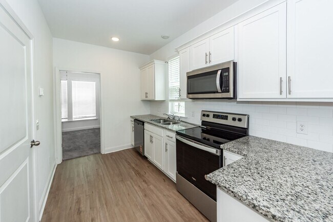 Building Photo - 7102 Channel Park Dr