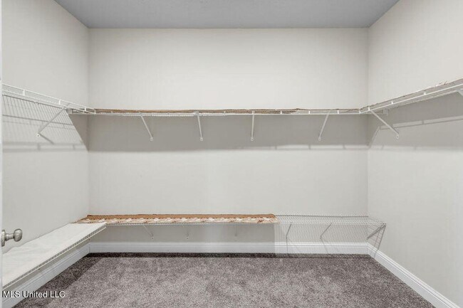 Building Photo - | 3,100+ Sq Ft • Gourmet Kitchen • Covered Patio • Ocean Springs Schools