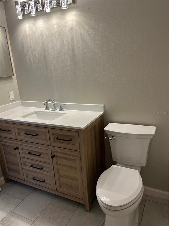 Building Photo - 3300 Fox Chase Cir
