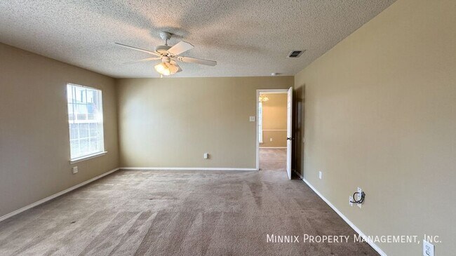 Building Photo - 7514 Paris Ave