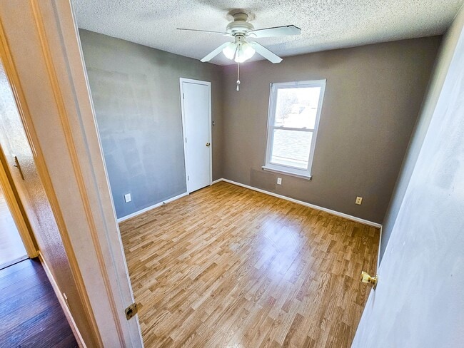 Building Photo - 2221 Collins Way