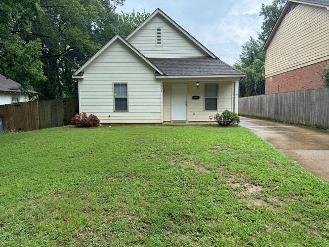 Building Photo - 3805 Carnes Ave