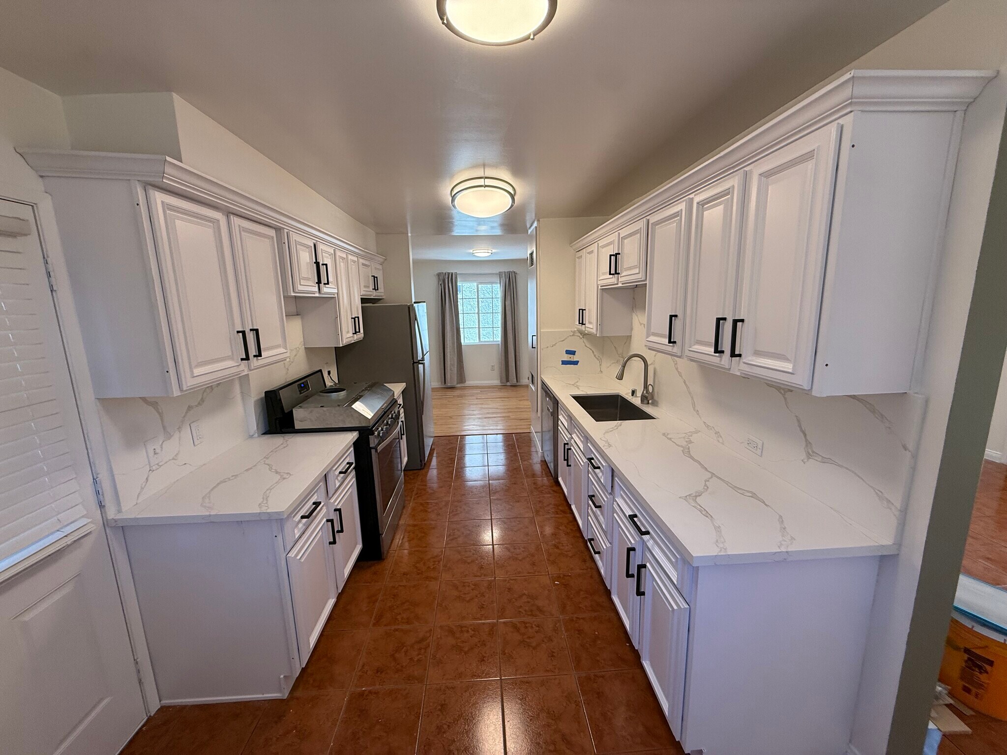 Building Photo - 2446 S Centinela Ave