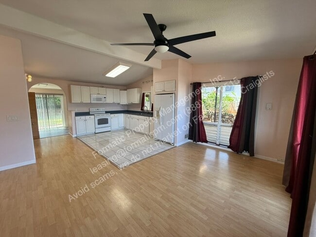 Building Photo - 92-538 Akaula St