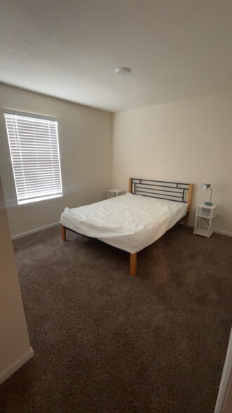 Building Photo - 2054 Nottoway Woods Ln