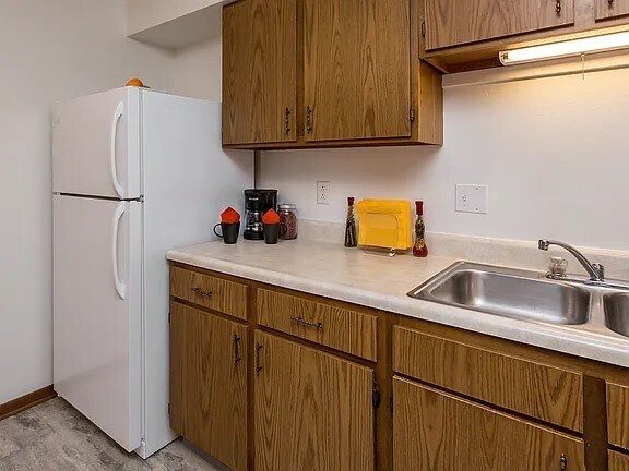 Building Photo - 240 S James St