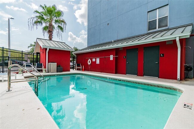 Building Photo - 1501 Doyle Carlton Dr