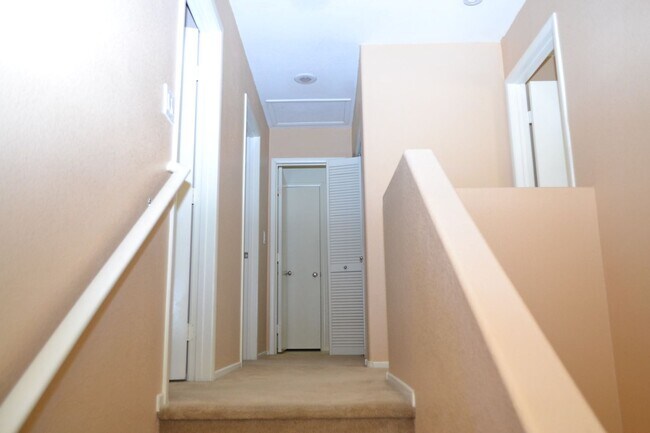 Building Photo - SOUTHWEST - 2 STORY HOME - 89178