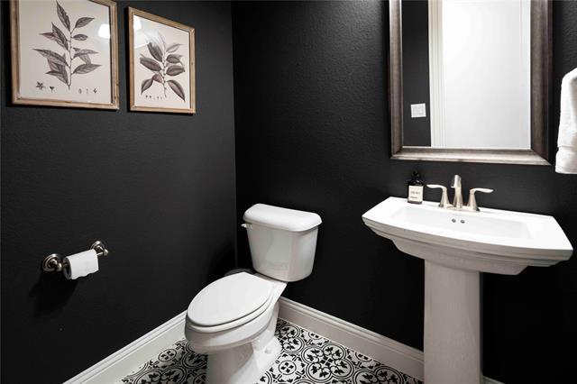 Building Photo - 991 Gentle Knoll Ln