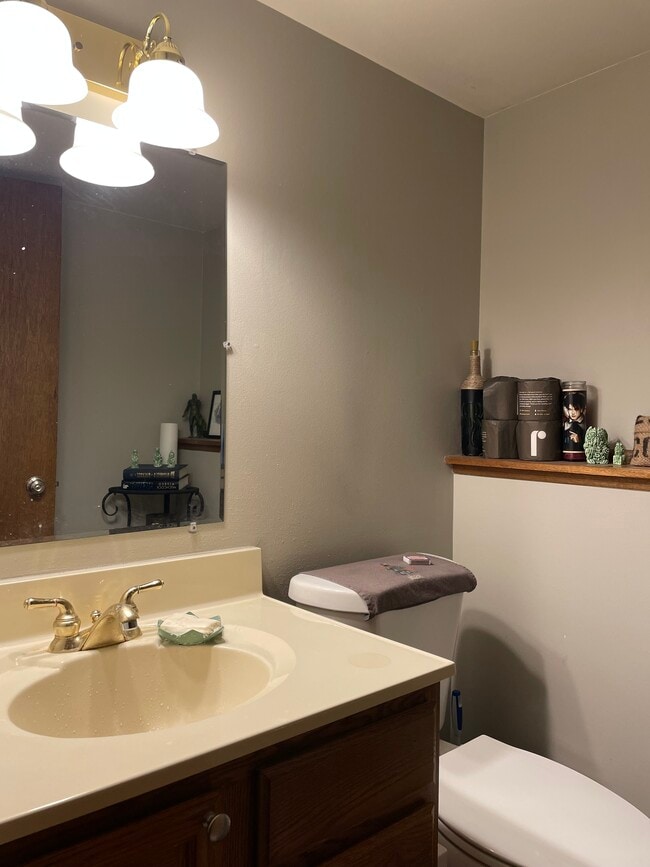 Building Photo - 6702 Jacobs Way