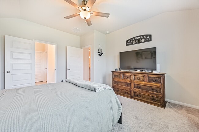 Building Photo - 10409 Deussen Ln