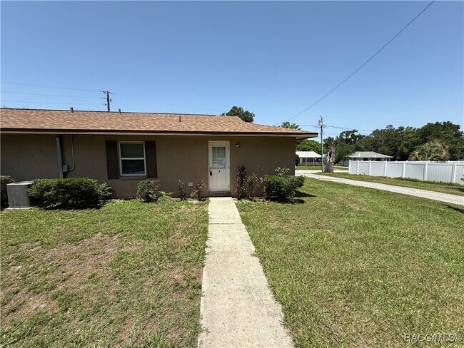 Primary Photo - 412 Tompkins St