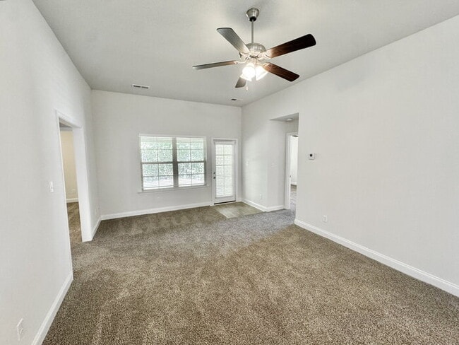 Building Photo - 8437 Grayce Dr