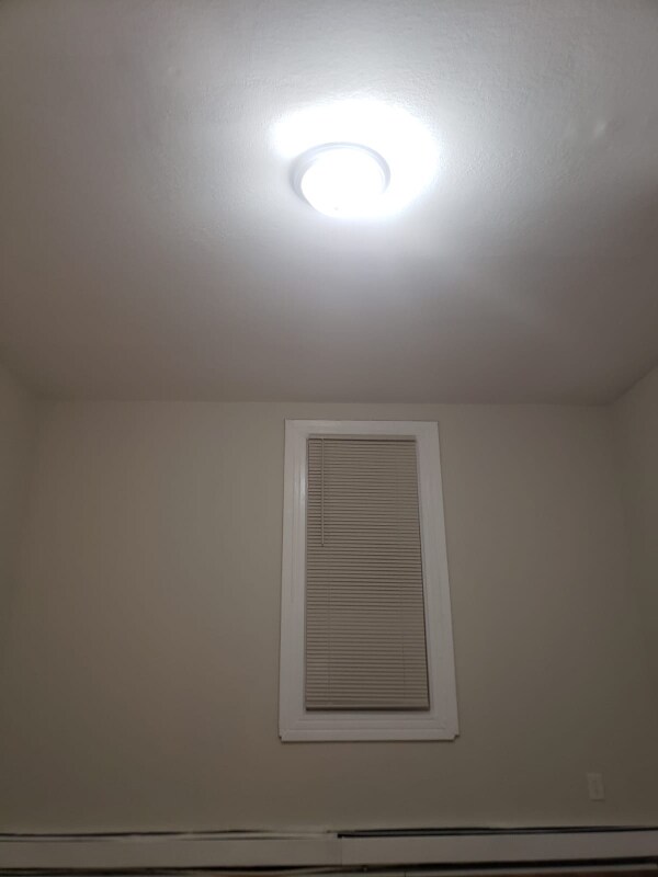 Building Photo - 56 Highland Ave