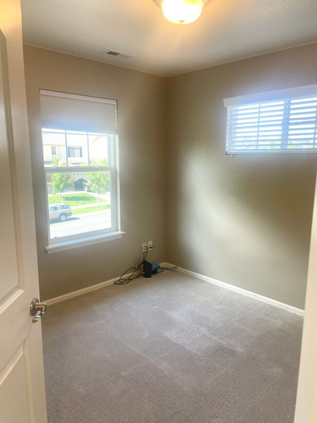 Building Photo - 24708 E Layton Pl