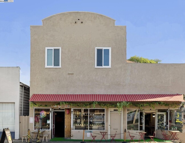 Primary Photo - 1707 Lincoln Ave