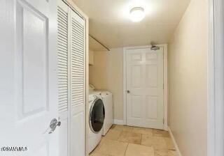 Building Photo - 1885 Fallview Rd