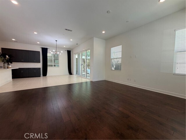 Building Photo - 802 Beacon