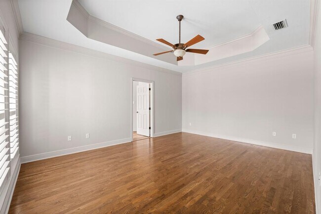 Building Photo - 165 W Shadowpoint Cir