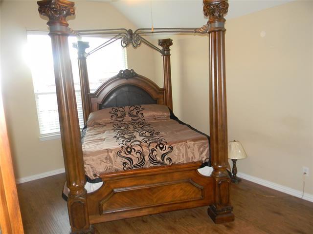 Building Photo - 1716 Kittyhawk Dr