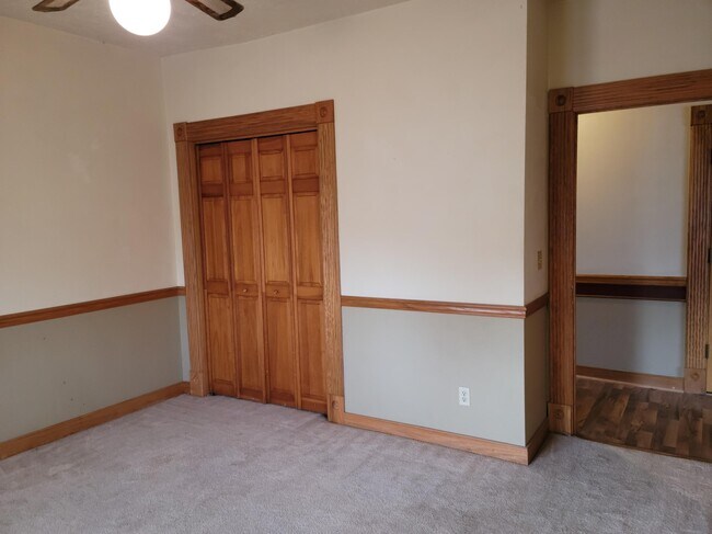 Building Photo - 4917 7th Ave