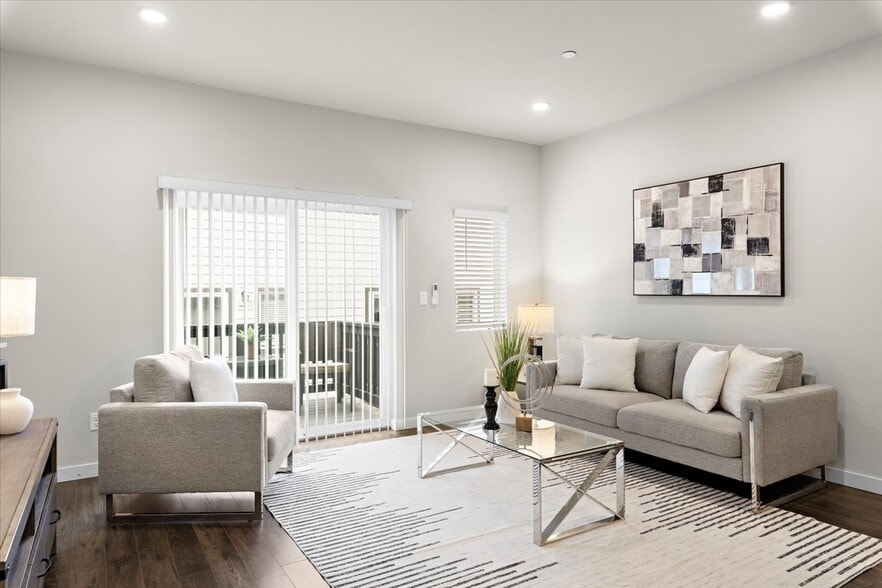 Building Photo - 9612 19th Ave SE